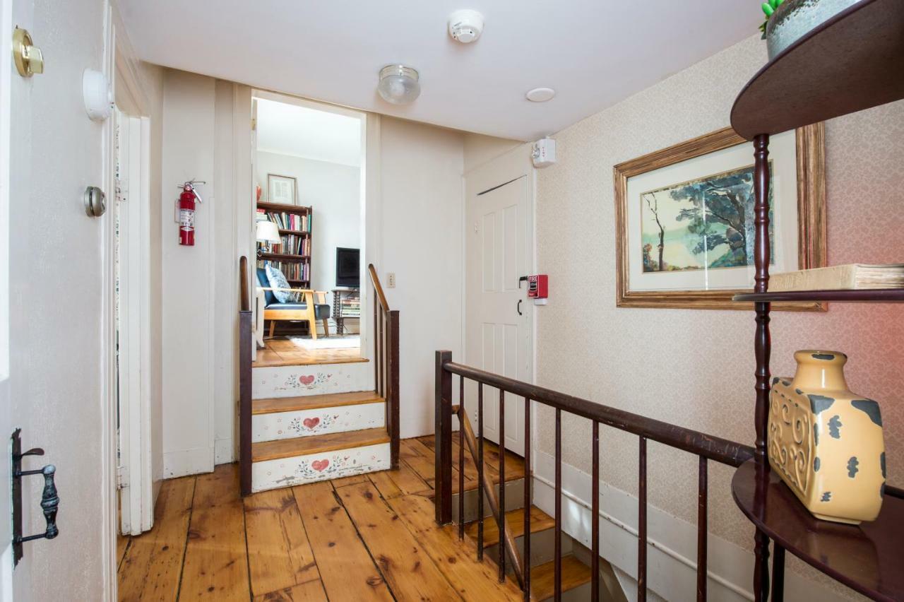 The Egremont Village Inn South Egremont Экстерьер фото